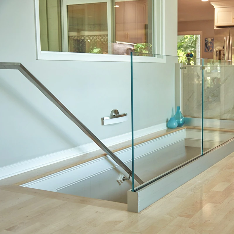 epai-hardware-base-shoe-glass-railing-4